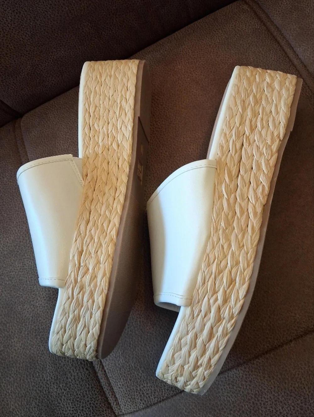 Time and Tru White Platform Slide Sandals With Raffia Trim Size 11